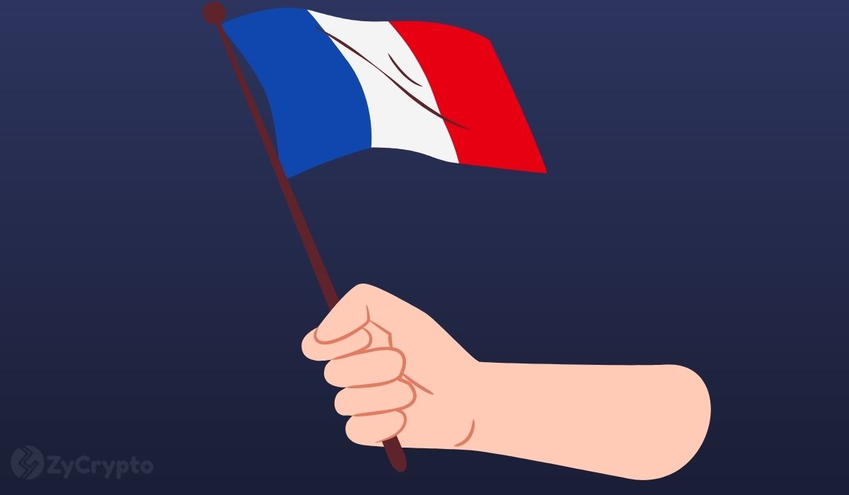 Image default